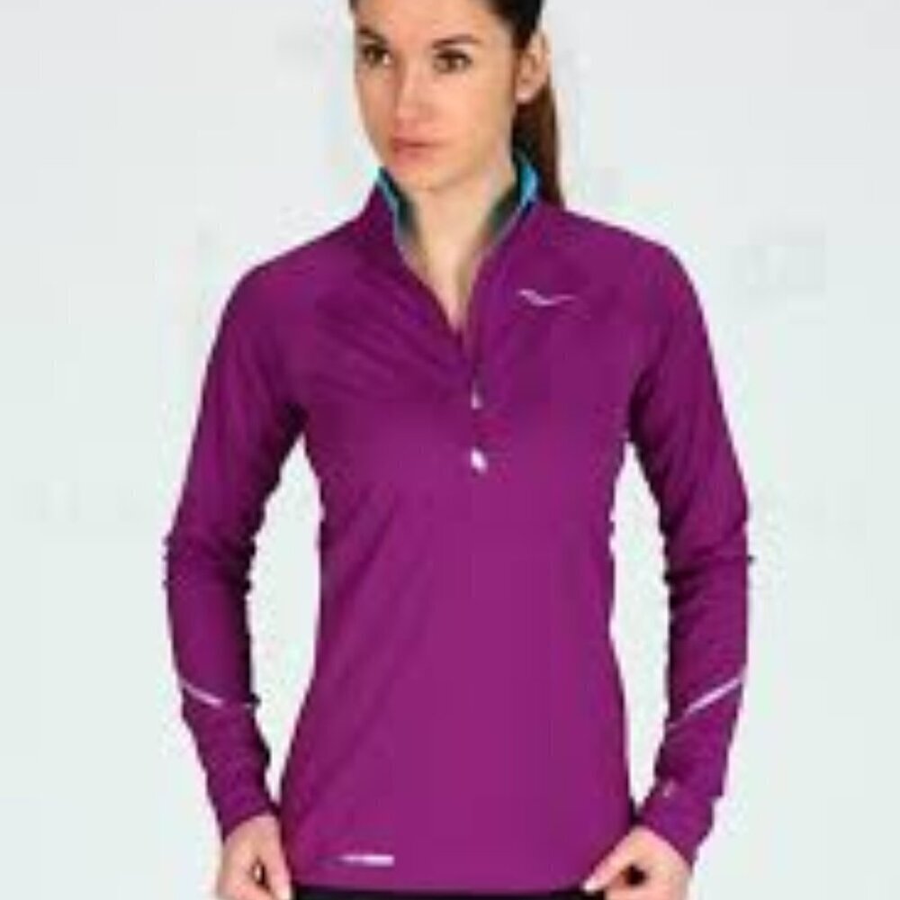 Saucony running top Size M